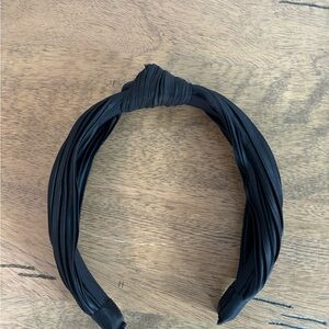 Black ruched headband; Banana Republic